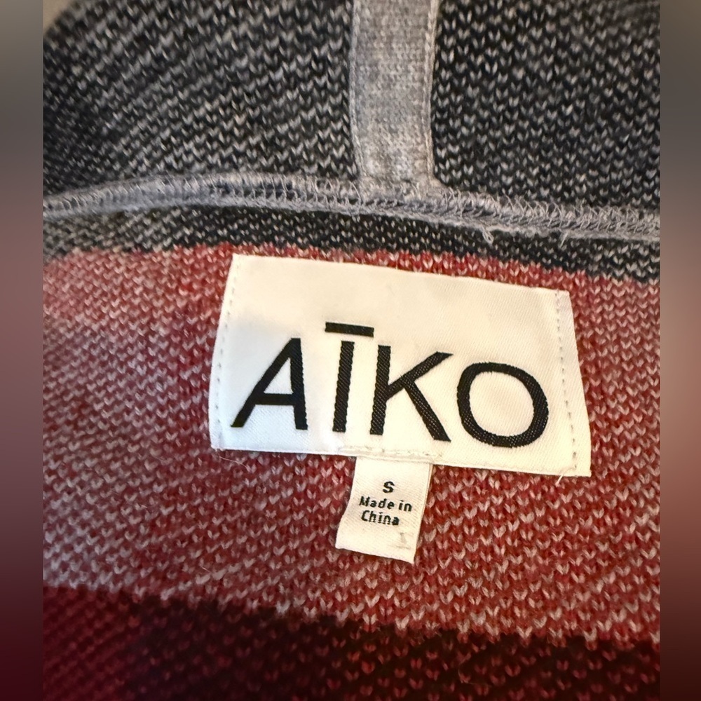 Aiko Wool-Blend Plaid Hooded One Button Sweate - Picture 4 of 5